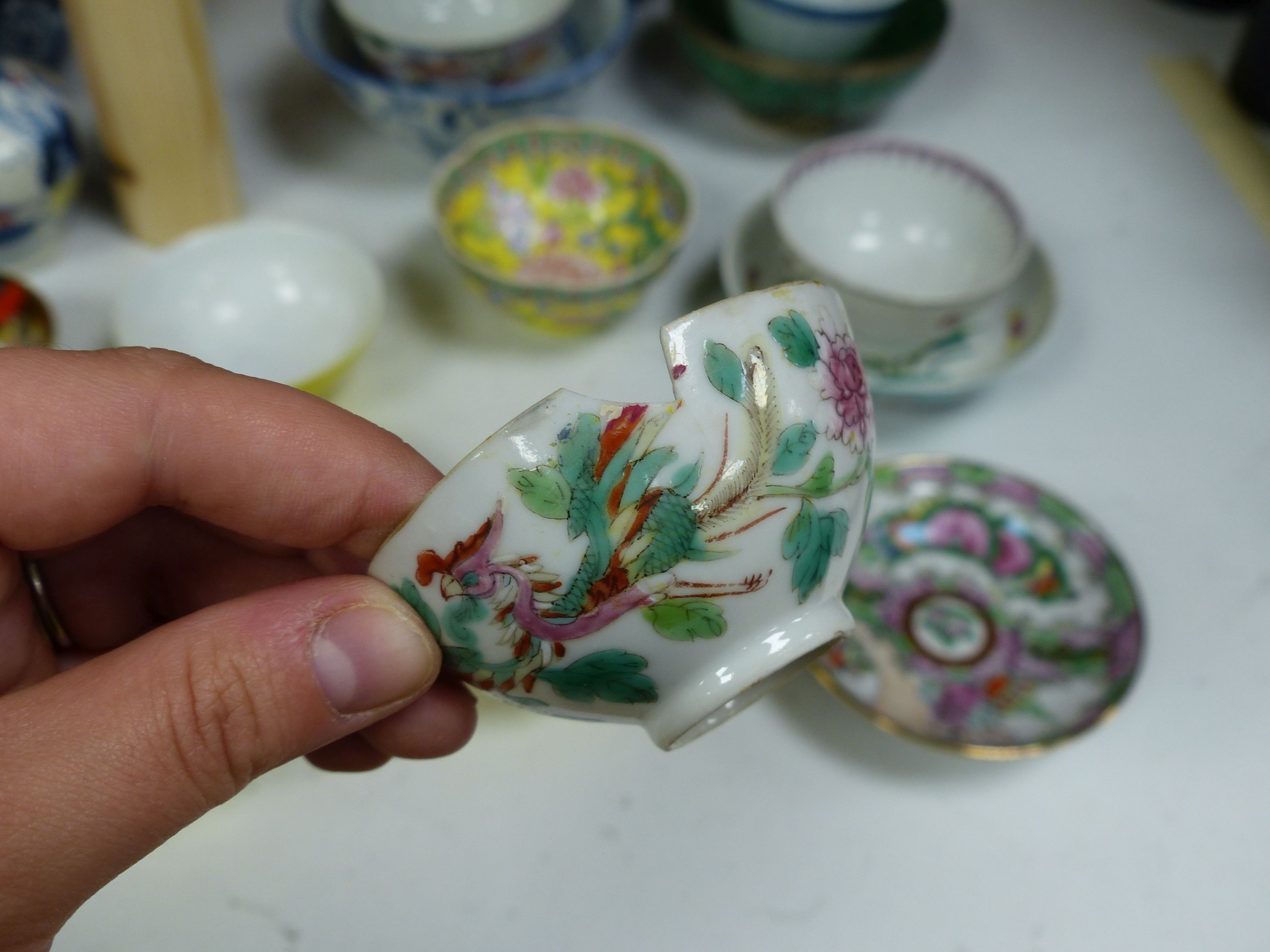 A quantity of mixed Chinese porcelain etc
